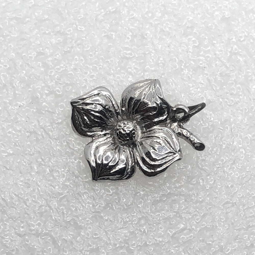 Vtg Sterling Silver Floral Dogwood Flower Mini Charm / Pendant .9”